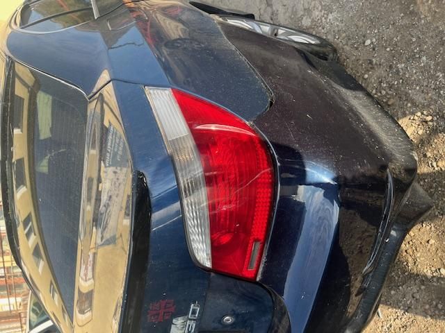 bontott BMW 5 E60 Biztosítéktábla Utastér