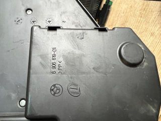 bontott BMW 5 E60 Biztosítéktábla Utastér