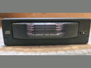 bontott BMW 5 E60 CD / DVD Tár