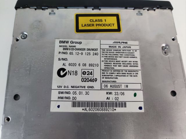 bontott BMW 5 E60 CD / DVD Tár