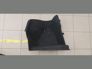 bontott BMW 5 E60 Csomagtérajtó Kárpit