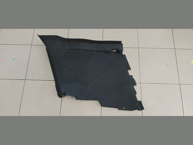 bontott BMW 5 E60 Csomagtérajtó Kárpit