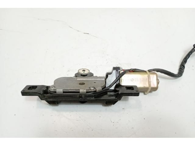 bontott BMW 5 E60 Csomagtérajtó Motor