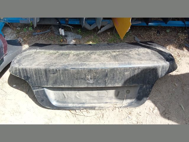 bontott BMW 5 E60 Csomagtérajtó (Üres lemez)