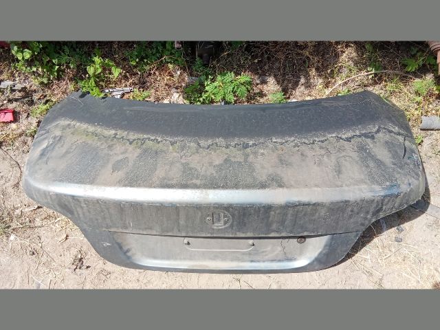 bontott BMW 5 E60 Csomagtérajtó (Üres lemez)
