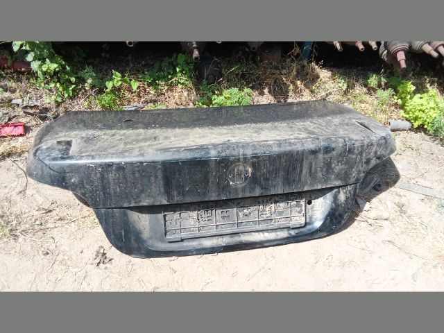 bontott BMW 5 E60 Csomagtérajtó (Üres lemez)