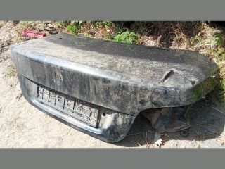 bontott BMW 5 E60 Csomagtérajtó (Üres lemez)