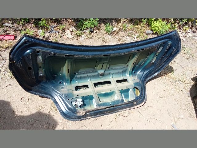 bontott BMW 5 E60 Csomagtérajtó (Üres lemez)