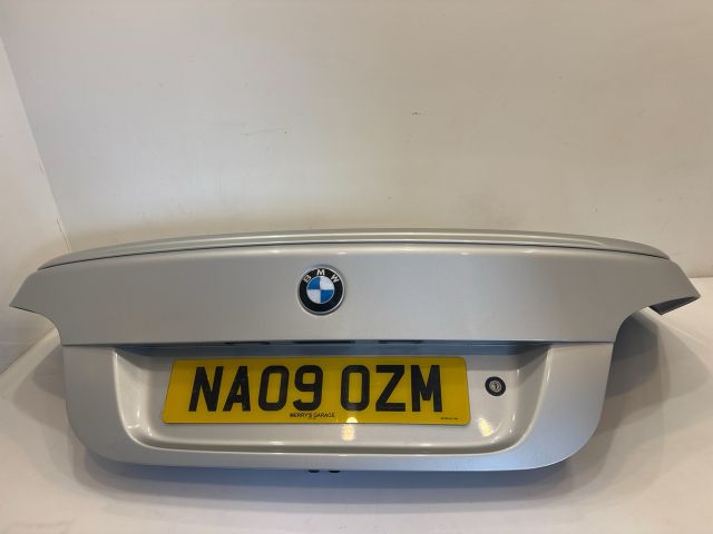 bontott BMW 5 E60 Csomagtérajtó (Üres lemez)