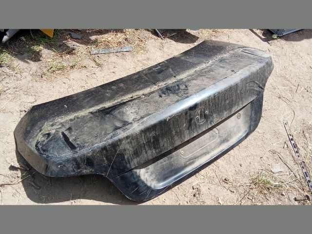 bontott BMW 5 E60 Csomagtérajtó (Üres lemez)