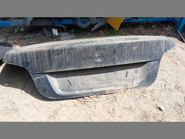 bontott BMW 5 E60 Csomagtérajtó (Üres lemez)