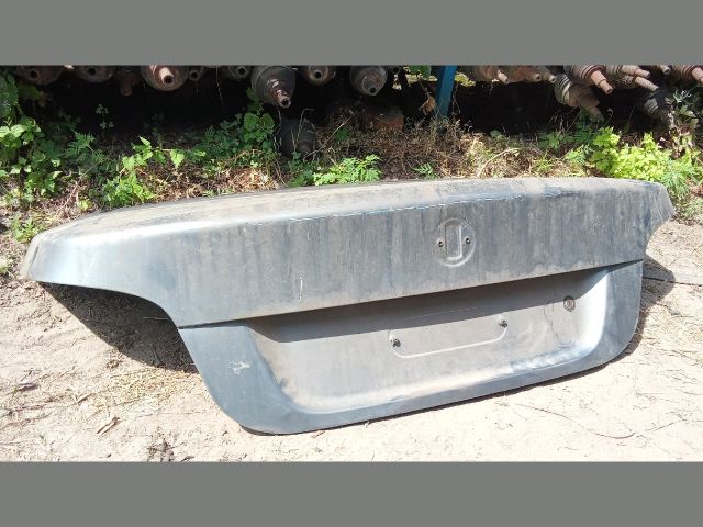 bontott BMW 5 E60 Csomagtérajtó (Üres lemez)