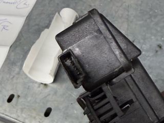 bontott BMW 5 E60 Csomagtérajtó Zárszerkezet