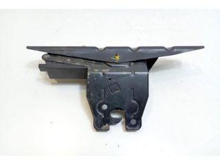 bontott BMW 5 E60 Csomagtérajtó Zárszerkezet