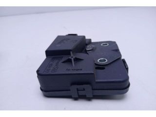 bontott BMW 5 E60 Csomagtérajtó Zárszerkezet