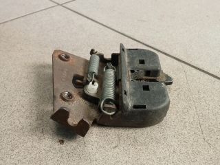 bontott BMW 5 E60 Csomagtérajtó Zárszerkezet