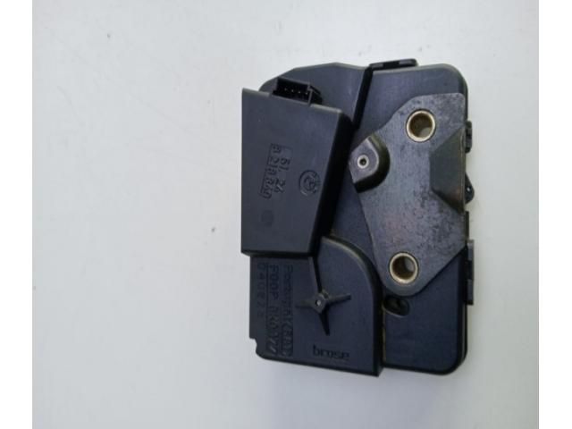 bontott BMW 5 E60 Csomagtérajtó Zárszerkezet