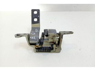 bontott BMW 5 E60 Csomagtérajtó Zsanér