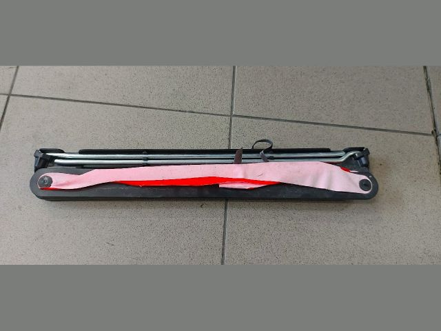 bontott BMW 5 E60 Elakadásjelző Háromszög