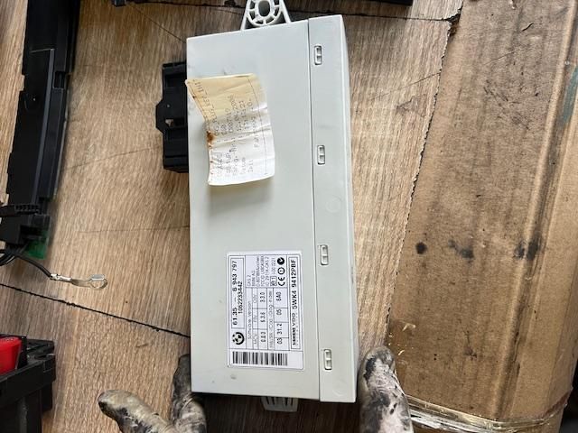 bontott BMW 5 E60 Elektronika (Magában)