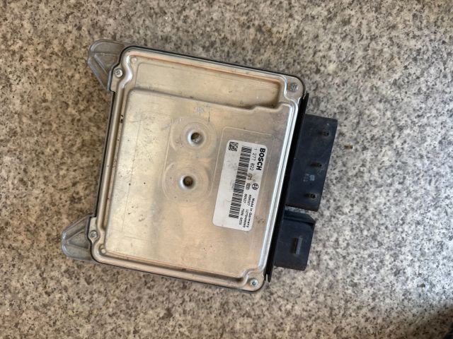 bontott BMW 5 E60 Elektronika (Magában)