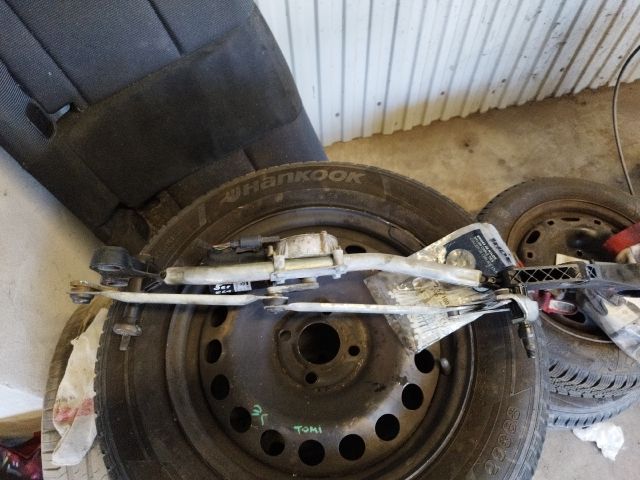 bontott BMW 5 E60 Első Ablaktörlő Szerkezet Motorral