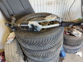 bontott BMW 5 E60 Első Ablaktörlő Szerkezet Motorral