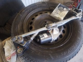 bontott BMW 5 E60 Első Ablaktörlő Szerkezet Motorral