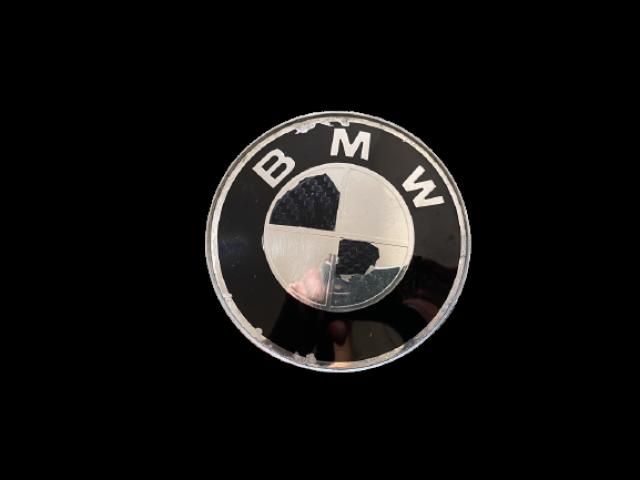 bontott BMW 5 E60 Első Embléma