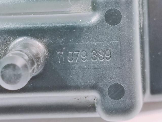 bontott BMW 5 E60 Első Hamutartó