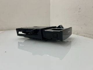 bontott BMW 5 E60 Első Hamutartó