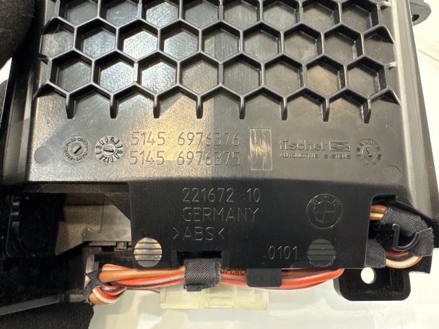 bontott BMW 5 E60 Első Hamutartó