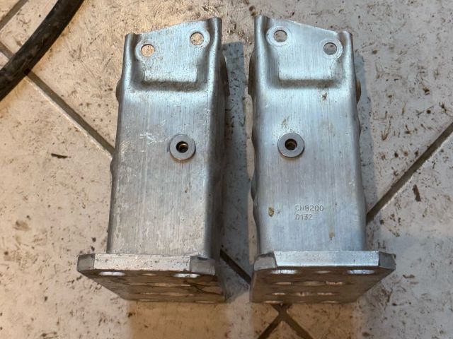 bontott BMW 5 E60 Első Lökhárító Merevítő (Fém)