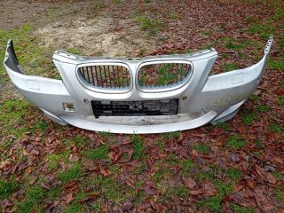 bontott BMW 5 E60 Első Lökhárító (Részeivel)