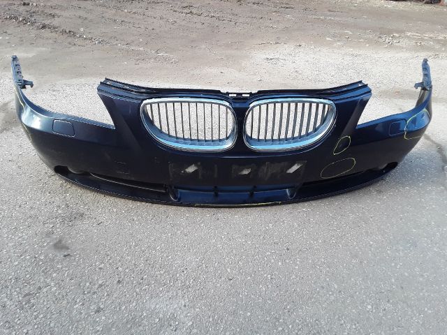 bontott BMW 5 E60 Első Lökhárító (Részeivel)