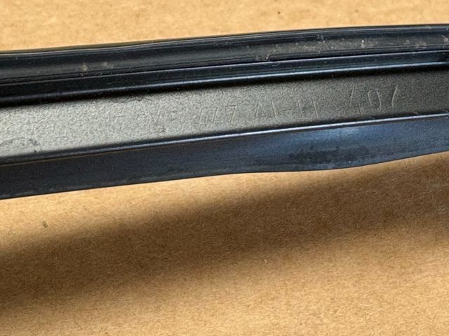 bontott BMW 5 E60 Első Szélvédő Bal Díszléc