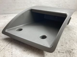 bontott BMW 5 E60 Első Tároló Rekesz