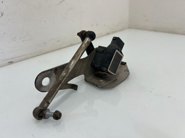 bontott BMW 5 E60 Első Xenon Szintszabályzó Jeladó