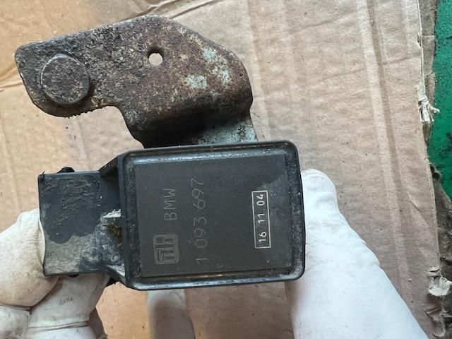 bontott BMW 5 E60 Első Xenon Szintszabályzó Jeladó