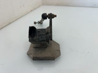 bontott BMW 5 E60 Első Xenon Szintszabályzó Jeladó