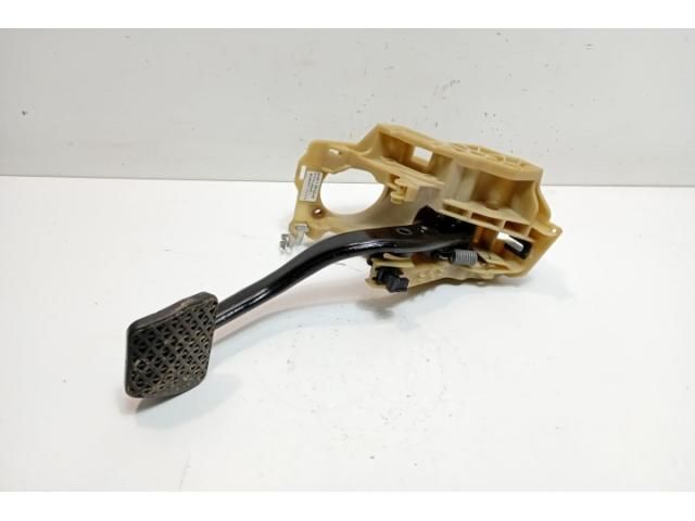 bontott BMW 5 E60 Fékpedál