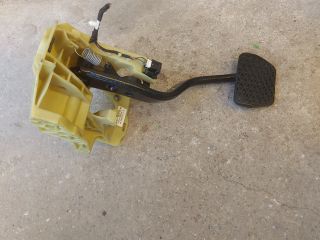 bontott BMW 5 E60 Fékpedál