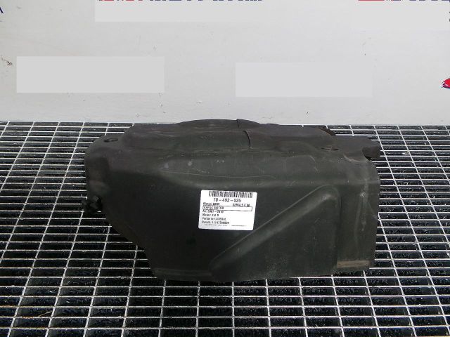 bontott BMW 5 E60 Felső Hűtőburkolat