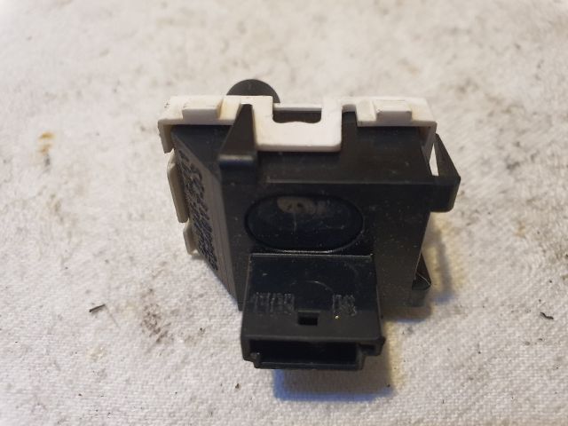 bontott BMW 5 E60 Fényérzékelő