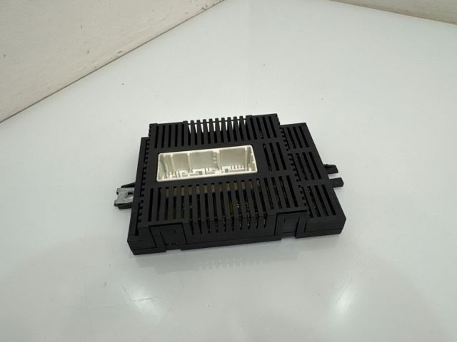 bontott BMW 5 E60 Fényszóró Elektronika