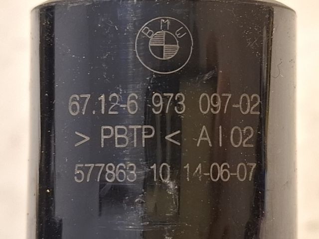 bontott BMW 5 E60 Fényszórómosó Szivattyú