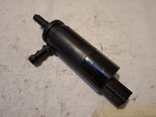 bontott BMW 5 E60 Fényszórómosó Szivattyú