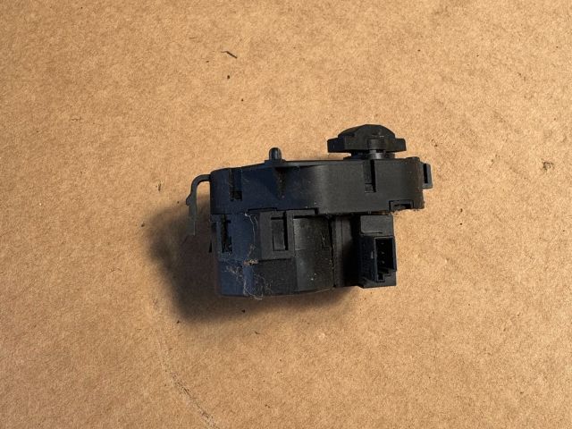 bontott BMW 5 E60 Fűtés Állító Motor