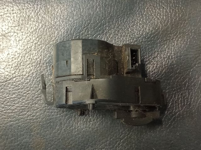 bontott BMW 5 E60 Fűtés Állító Motor