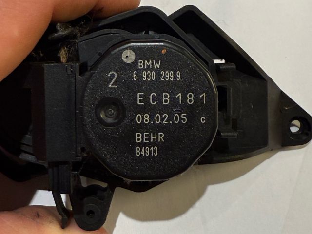 bontott BMW 5 E60 Fűtés Állító Motor